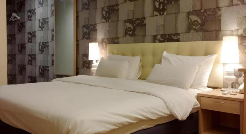 I-Hotel @ Johor Bahru Eksteriør billede