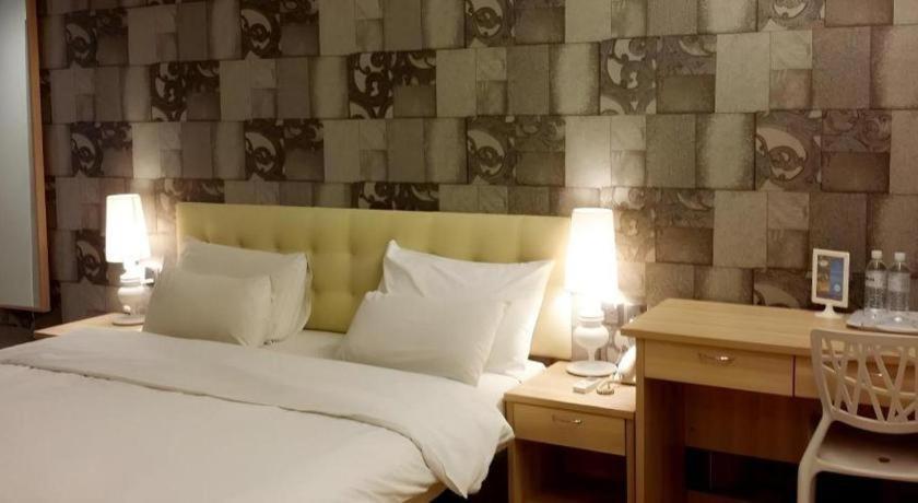 I-Hotel @ Johor Bahru Eksteriør billede